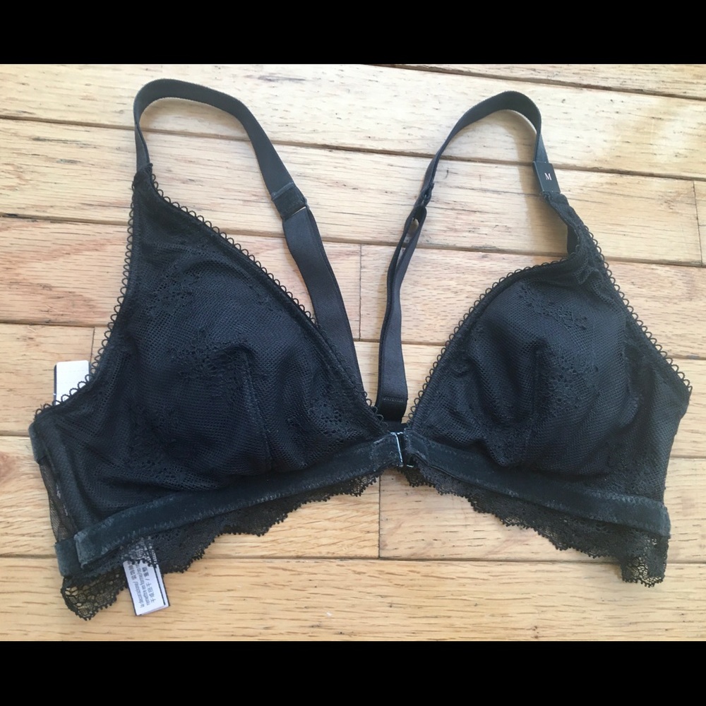 Victoria Secret lace bra let NWT!